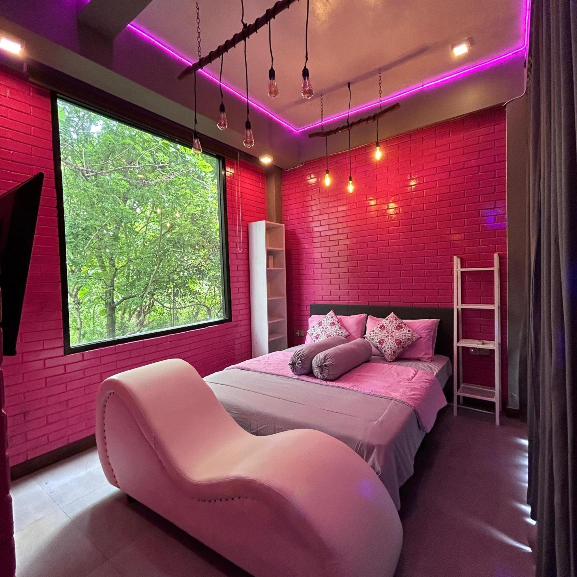 Yurooms Villapartment - Love Room Bali (Adults Only) Jimbaran Exteriör bild